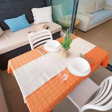 Estudio Con Terraza Vista Mar Lägenhet *